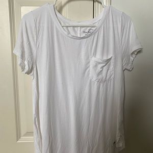 white medium Hollister must have collection tee